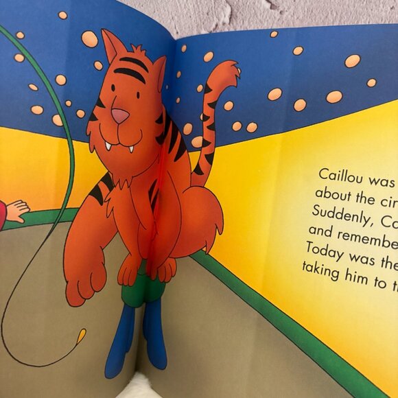 Kids Caillou Book Bundle (SKU: 166MI) - Picture 4 of 11